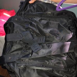 LULU LEMON GYM AND TRAVEL BAG